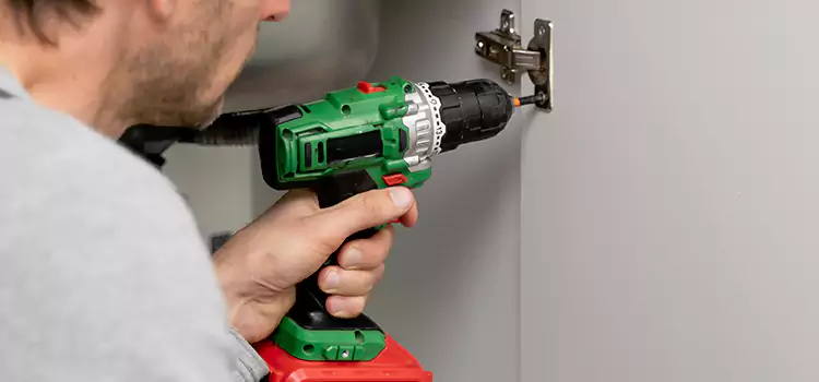 Commercial Door Hinge Repair Ensley